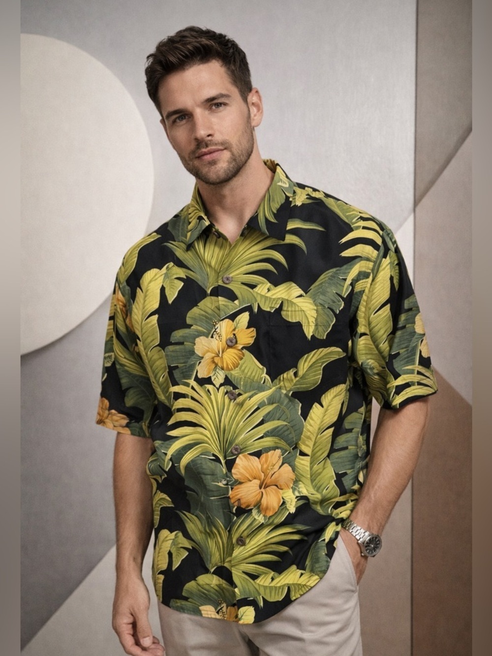 Tommy Bahama 100% Silk Hawaiian Shirt Black Green Yellow Floral Print Size M